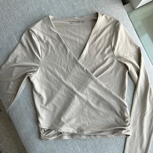 A&F Long-sleeve Surplice Wrap Top, Cream, size M